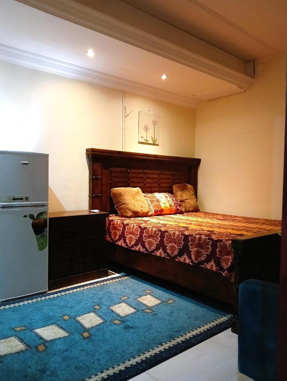 King Bed 